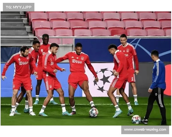 卡拉巴赫主场强势迎战阿贾克斯，欧战奇迹之旅再续