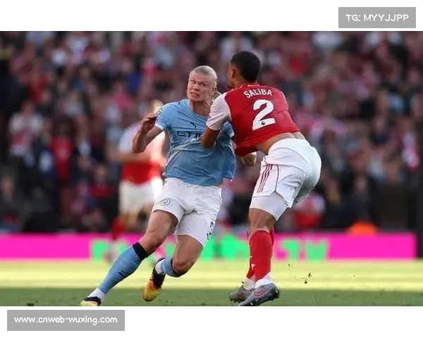 哈兰德头球中柱，曼城错失扩大比分良机